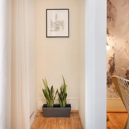 2br In Cardosas - Balcony - 1t
