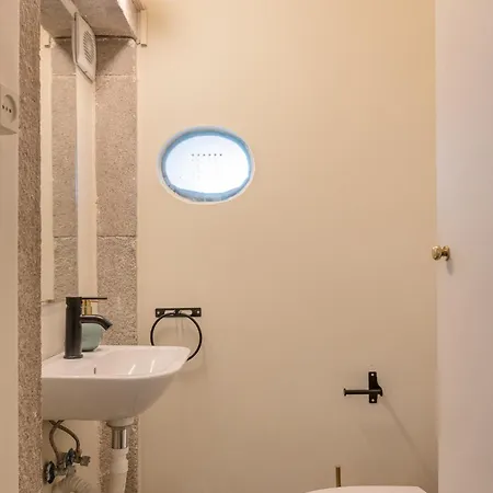 42 1t Cardosas Block Historic Ap Porto