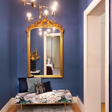 42 1t Cardosas Block Historic Ap Apartment