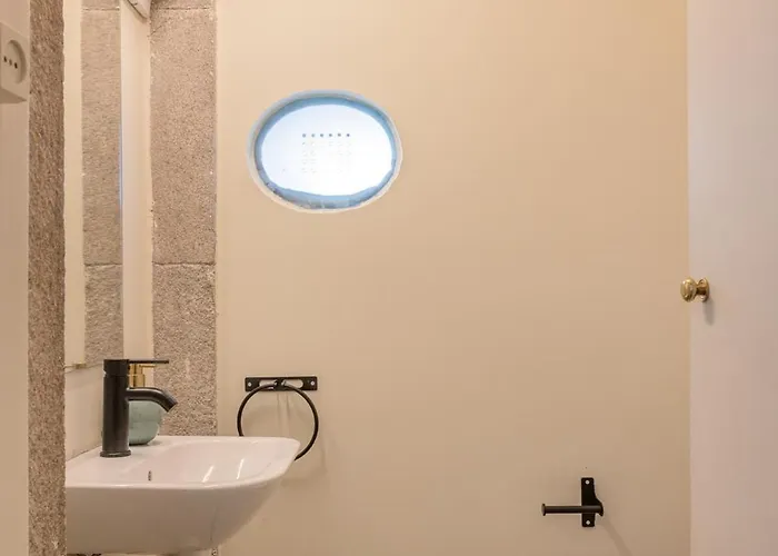 42 1t Cardosas Block Historic Ap Porto