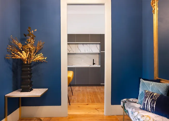 42 1t Cardosas Block Historic Ap * Oporto